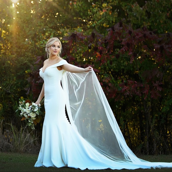 Allure Bridal 9763 - Picture 1 of 12